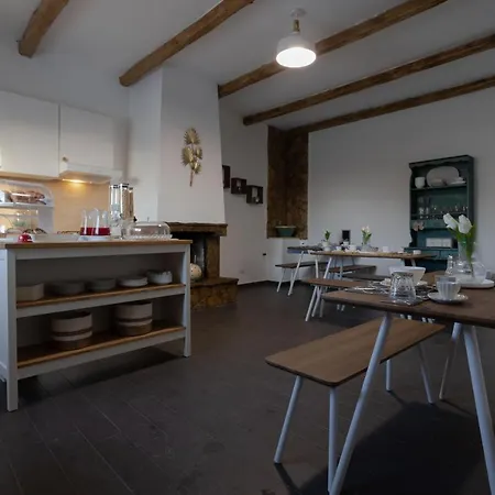 Sweet Mare Blu Guest house